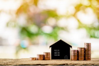 Acheter un logement neuf en VEFA, Vente en Etat Futur d'Achvement, entrane un financement par crdit diffrent de l'ancien. | Shutterstock